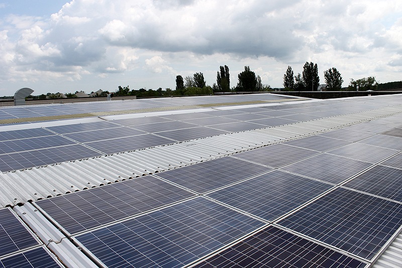 Verzellesi - Rotomoldeo depósitos sprayers y accessorios por agricoltura y industria