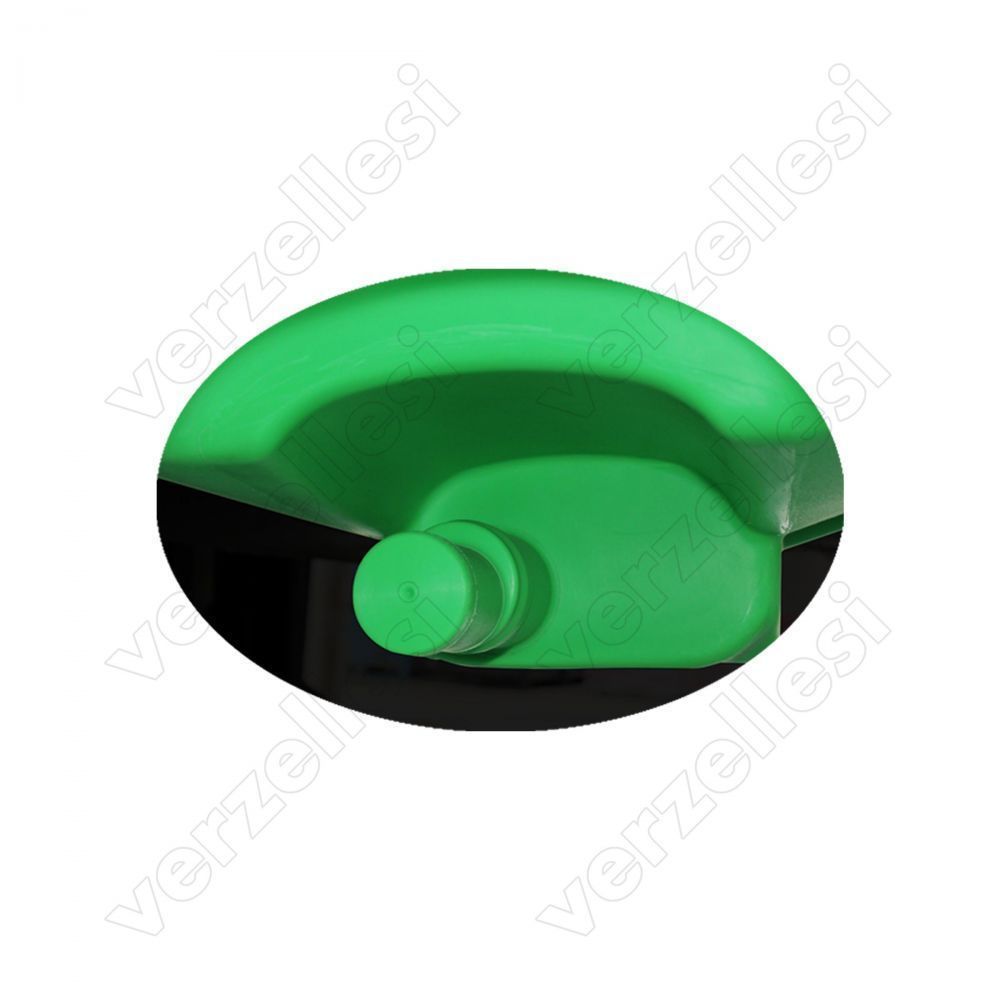 Le cisterne vengono fornite esclusivamente con il raccordo di scarico integrato